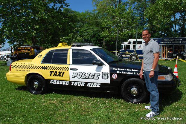 Man with Police-Taxi (2)